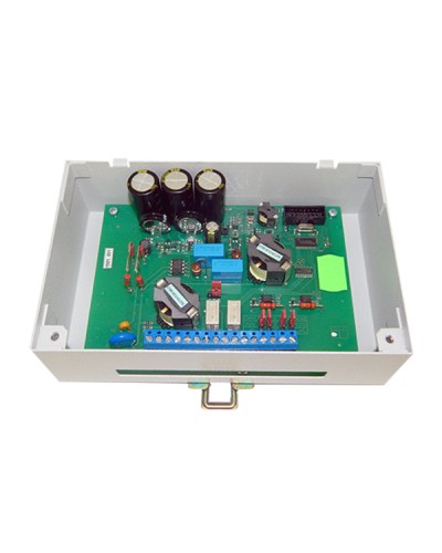 Блок распределения управления и сопряжения Тромбон БРУ-М15Д в Березниках Системы оповещения и управления эвакуацией Pintop.ru