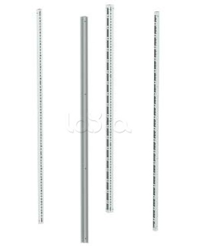 Стойки вертикальные, В=1400мм, без дополнительных креплений, 1 упаковка - 4шт. DKC R5KMN14 в Березниках Аксессуары для стоек и шкафов Pintop.ru