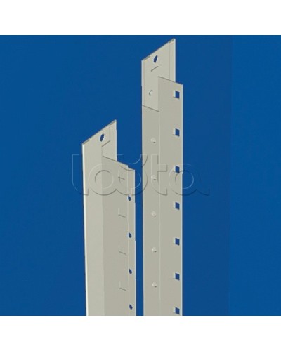 Стойки вертикальные, для установки панелей, для шкафов В=1800мм, 1 упаковка - 2шт. DKC R5TE18 в Березниках Аксессуары для стоек и шкафов Pintop.ru