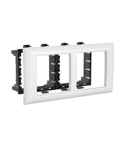 Рамка-суппорт Avanti белый для In-liner Front, 4 мод. DKC 4400914 в Березниках Аксессуары для лотков Pintop.ru