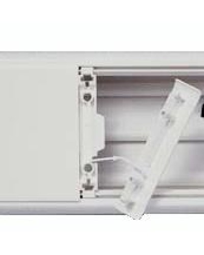 Накладка на стык крышек шириной 180 мм LEGRAND 010806 в Березниках Аксессуары для кабель-канала Pintop.ru