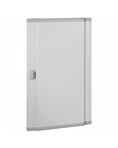 Дверь изогнутая металлическая Legrand 020554 в Березниках Аксессуары для стоек и шкафов Pintop.ru