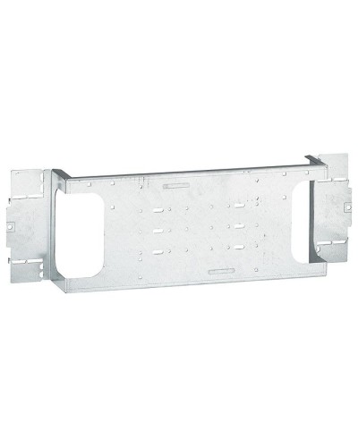 Пластина монтажная Legrand 020617 в Березниках Аксессуары для стоек и шкафов Pintop.ru