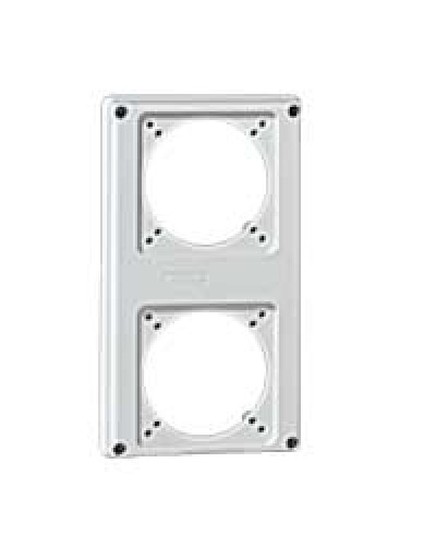 Панель лицевая Legrand 057713 в Березниках Аксессуары для кабель-канала Pintop.ru