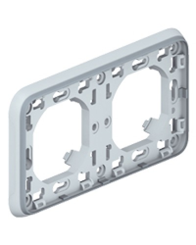 Рамка с суппортом для встроенного монтажа Plexo Legrand 069683 в Березниках Аксессуары для кабель-канала Pintop.ru