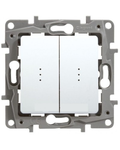 Переключатель двухклавишный с подсветкой Etika Plus 10 AX 250 В белый Legrand 672216 в Березниках Аксессуары для кабель-канала Pintop.ru