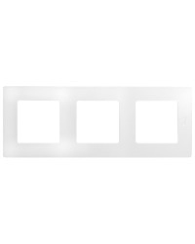 Рамка Etika белый Legrand 672503 в Березниках Аксессуары для кабель-канала Pintop.ru
