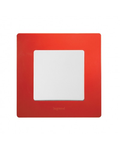 Рамка 1 пост Etika красный Legrand 672531 в Березниках Аксессуары для кабель-канала Pintop.ru