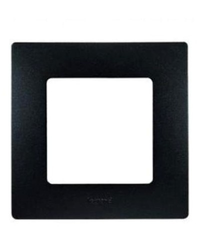 Рамка Legrand 672581 в Березниках Аксессуары для кабель-канала Pintop.ru