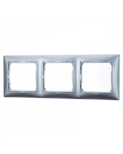 Рамка 3п Valena Legrand 770153 в Березниках Аксессуары для кабель-канала Pintop.ru